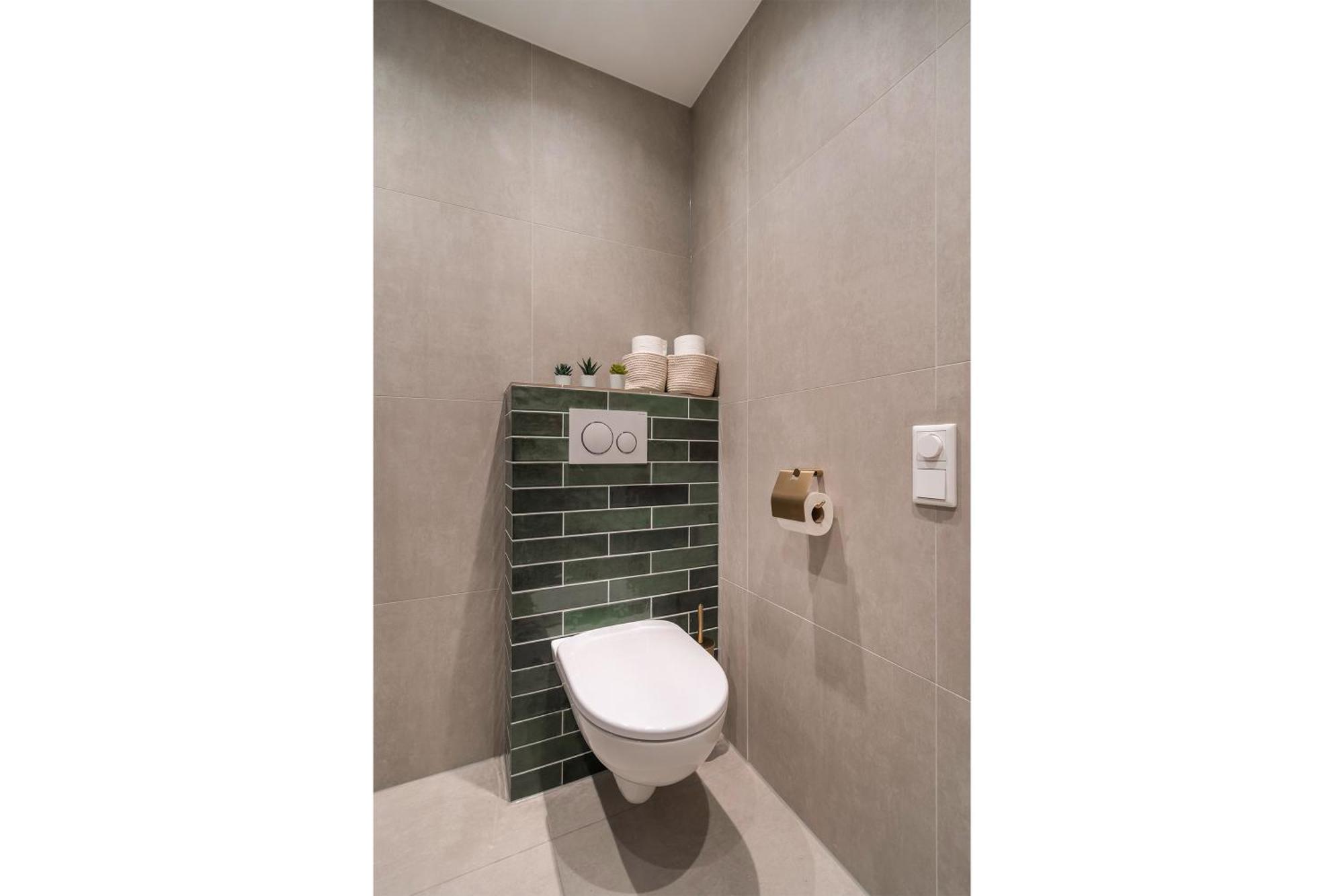 Luxury Fully Equipped Studio - Centrally Located Apartment Huizen Exterior photo